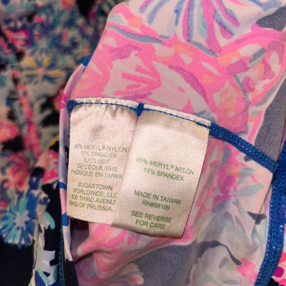 Lilly Pulitzer Luxletic JUSTINE CROP Half Zip Rash Guard Turtle Amazement XS - Picture 4 of 6